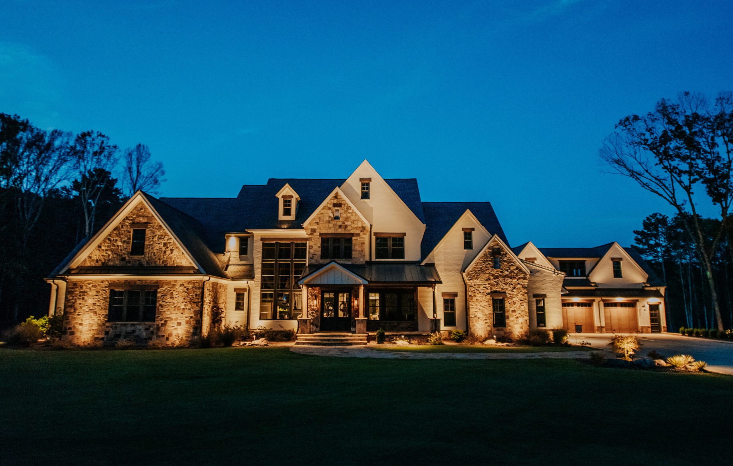 The Art of Illumination: Crafting Luxury with High-End Exterior Lighting Design